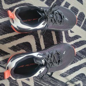 Women's Altra Olympus 4